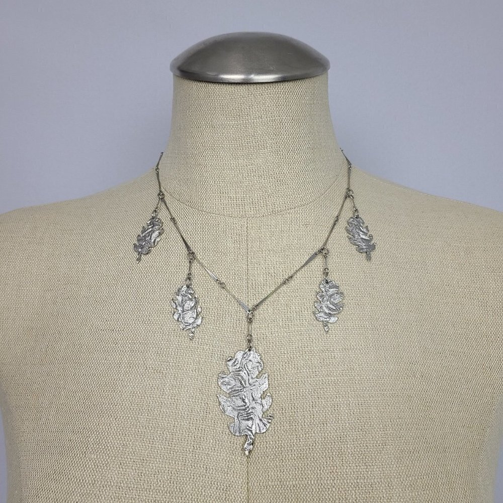 𝅺VINTAGE Hammered Leaf Pendant Charm Link Necklace